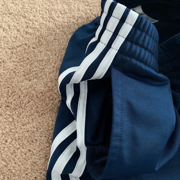 Adidas Boy's Blue Athletic Pants (14-16) - Picture 6 of 7